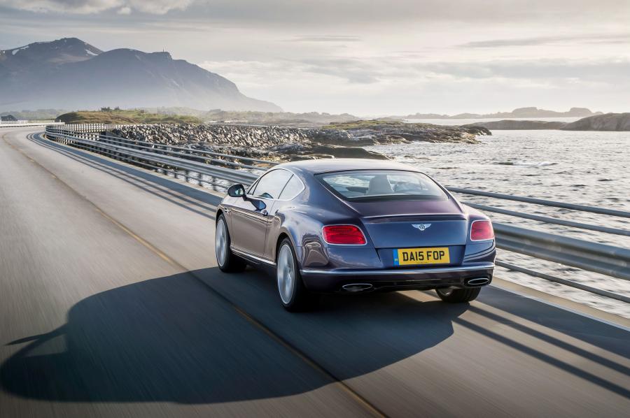  Bentley Continental GT 2015 года  (фото 4 из 7)